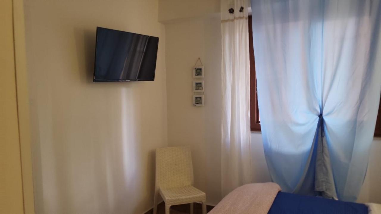 Lighthouse Taranto Apartment Bagian luar foto