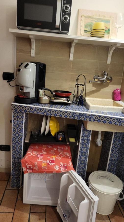 Lighthouse Taranto Apartment Bagian luar foto